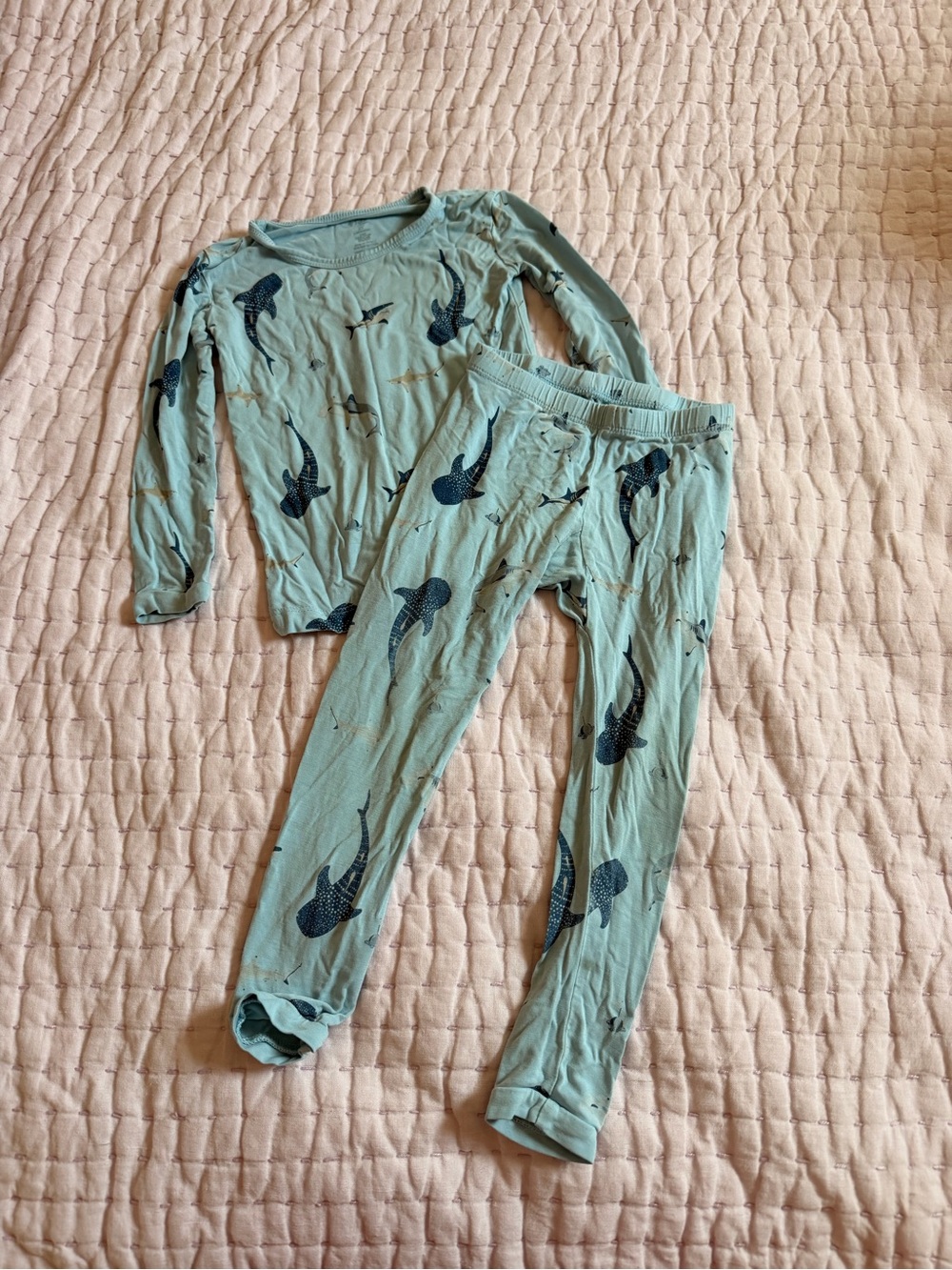 Kyte BABY Sage Green Whale Print Pajama Set